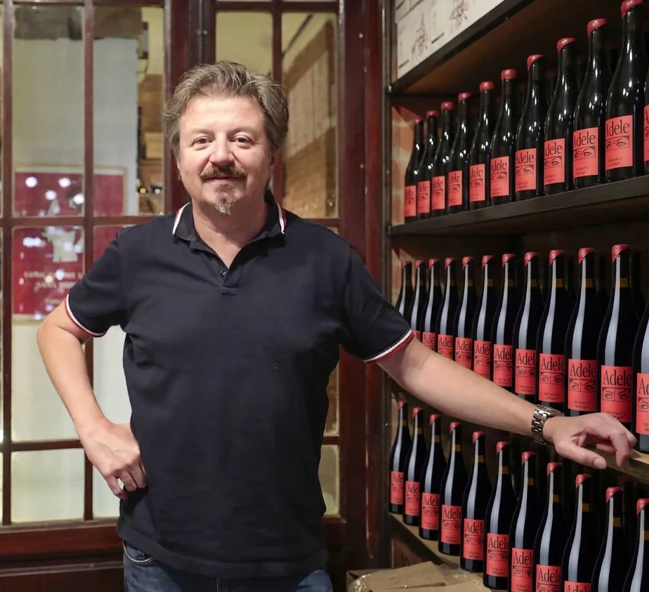 Luca Bernasconi, elaborador de LEBULC Celler — Fontanars dels Alforins